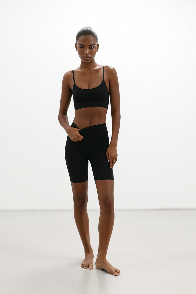 Базові бестселери у чорному кольорі